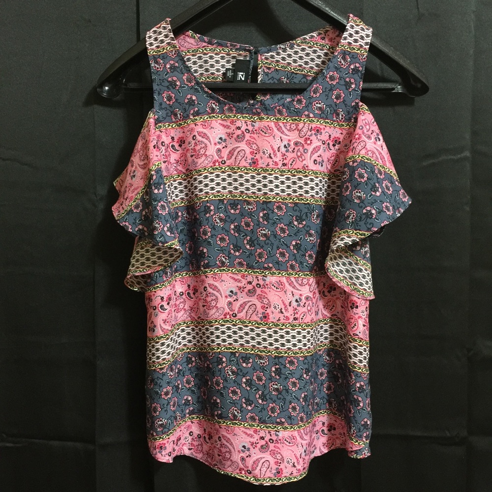 BEAUTIFUL Floral Cold Shoulder Top